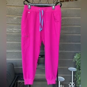 FIGS Zamora Jogger Scrub Pants Rasberry M